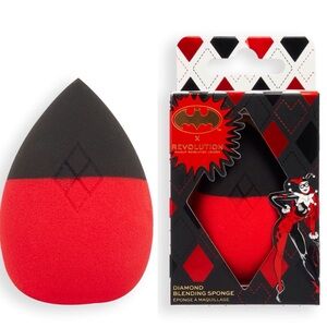 Batman Harley Quinn limited edition cosmetic sponge